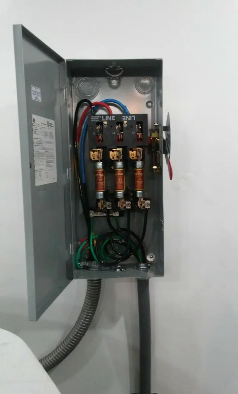 Three-phase disconnect switch installed for Electrical Wiring & Rewiring in Granbury